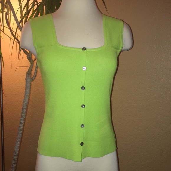 Joseph A - Lime Color Tank w/Abalone Buttons - Picture 1 of 3